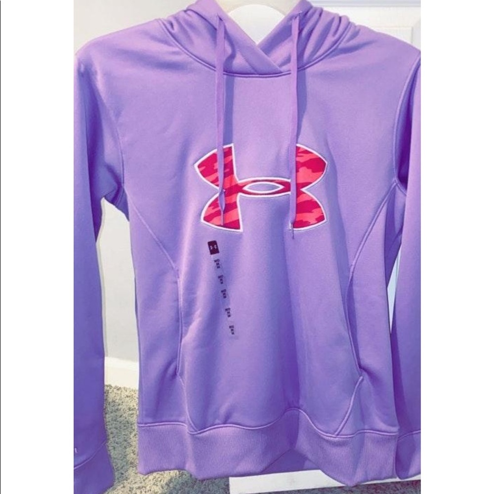 Under armour sweatshirt